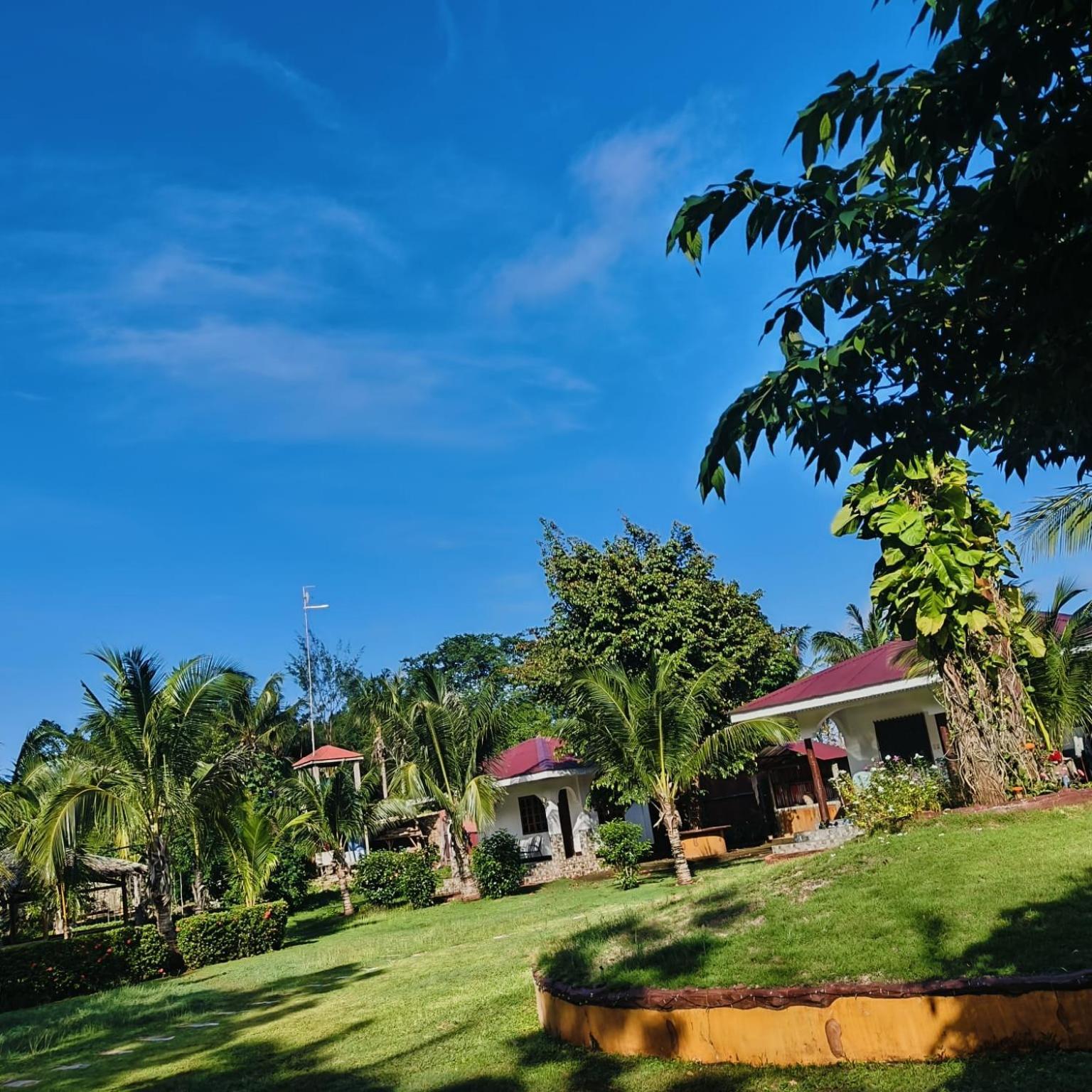 E&N Paradise Island Resort Siquijor Exterior foto